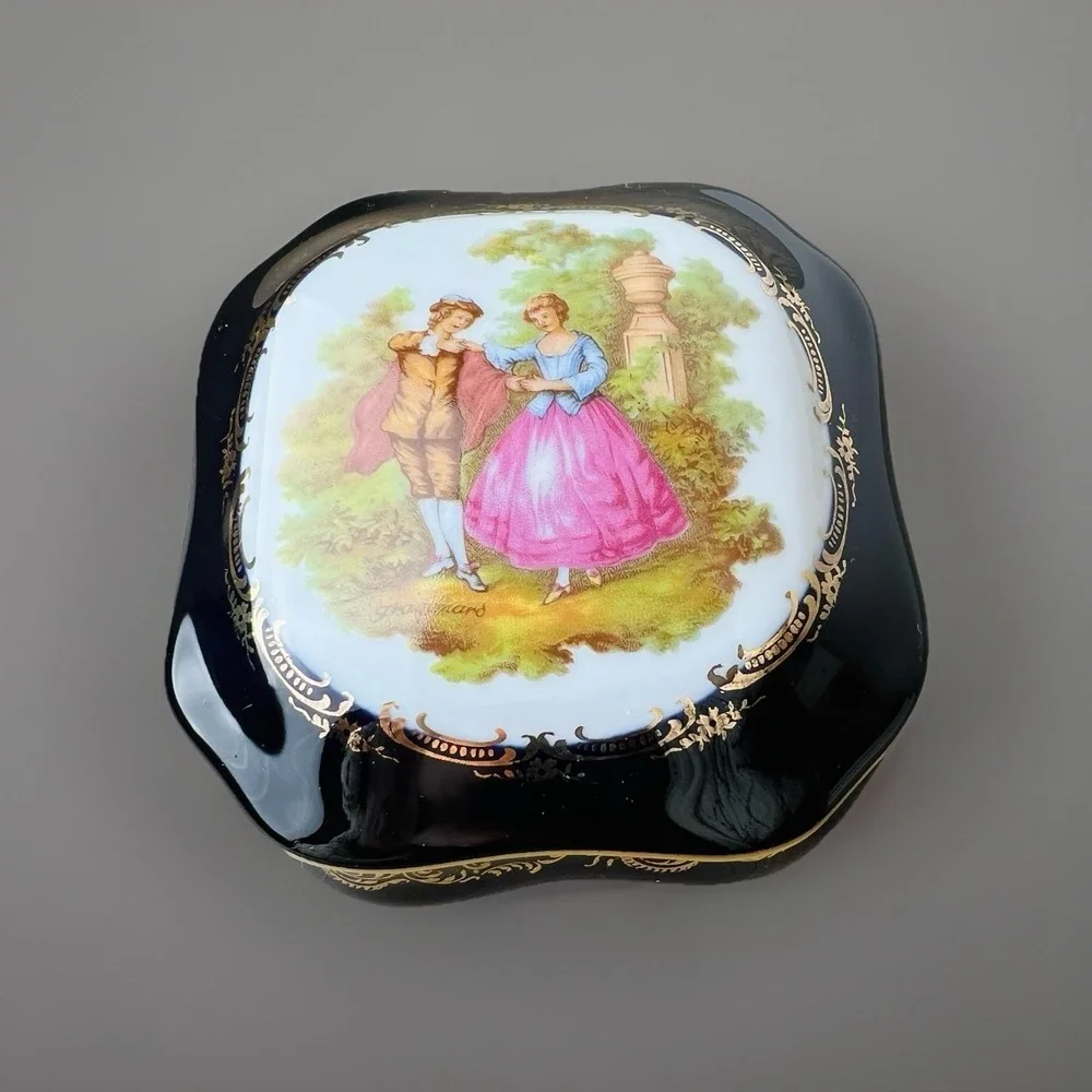 d'Art Limoges France Cobalt Blue Gold Porcelain Jewelry Trinket Box Vintage